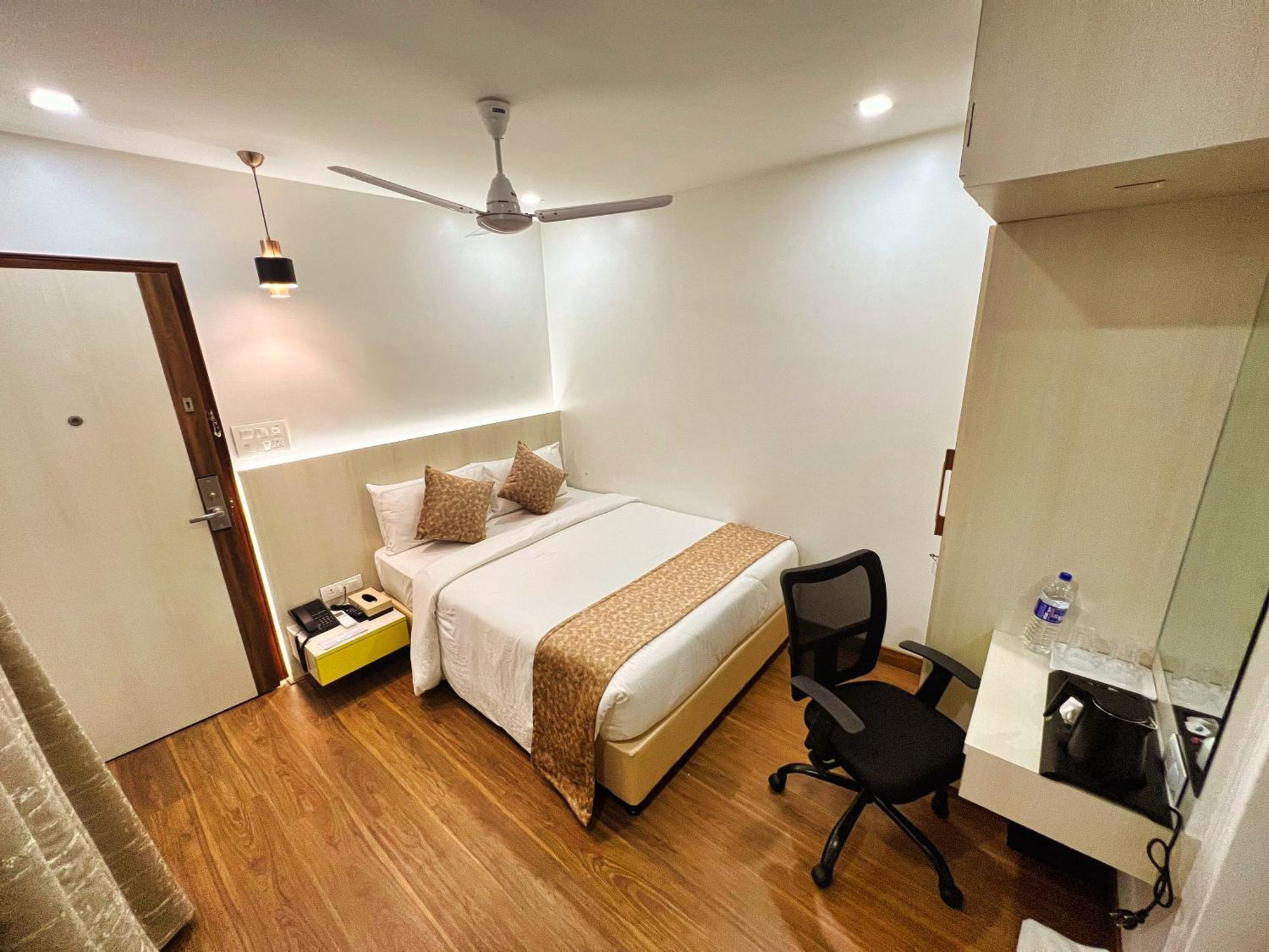 White House By Maxxvalue Service Apartments Bandra Bombaj Exteriér fotografie