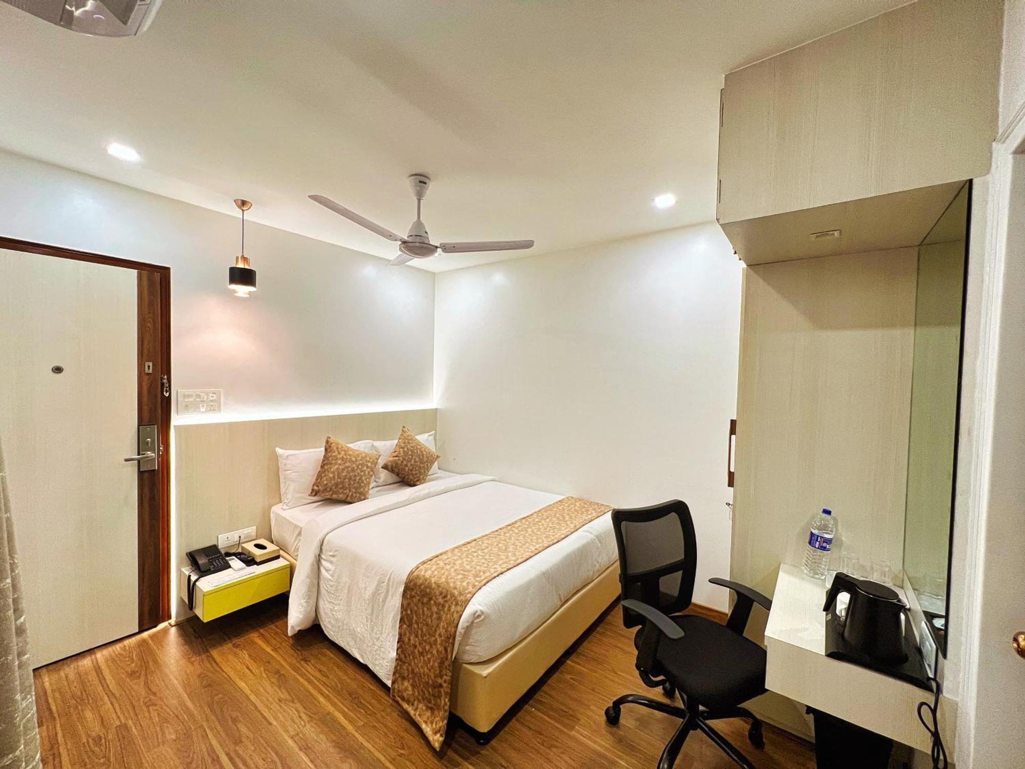 White House By Maxxvalue Service Apartments Bandra Bombaj Exteriér fotografie