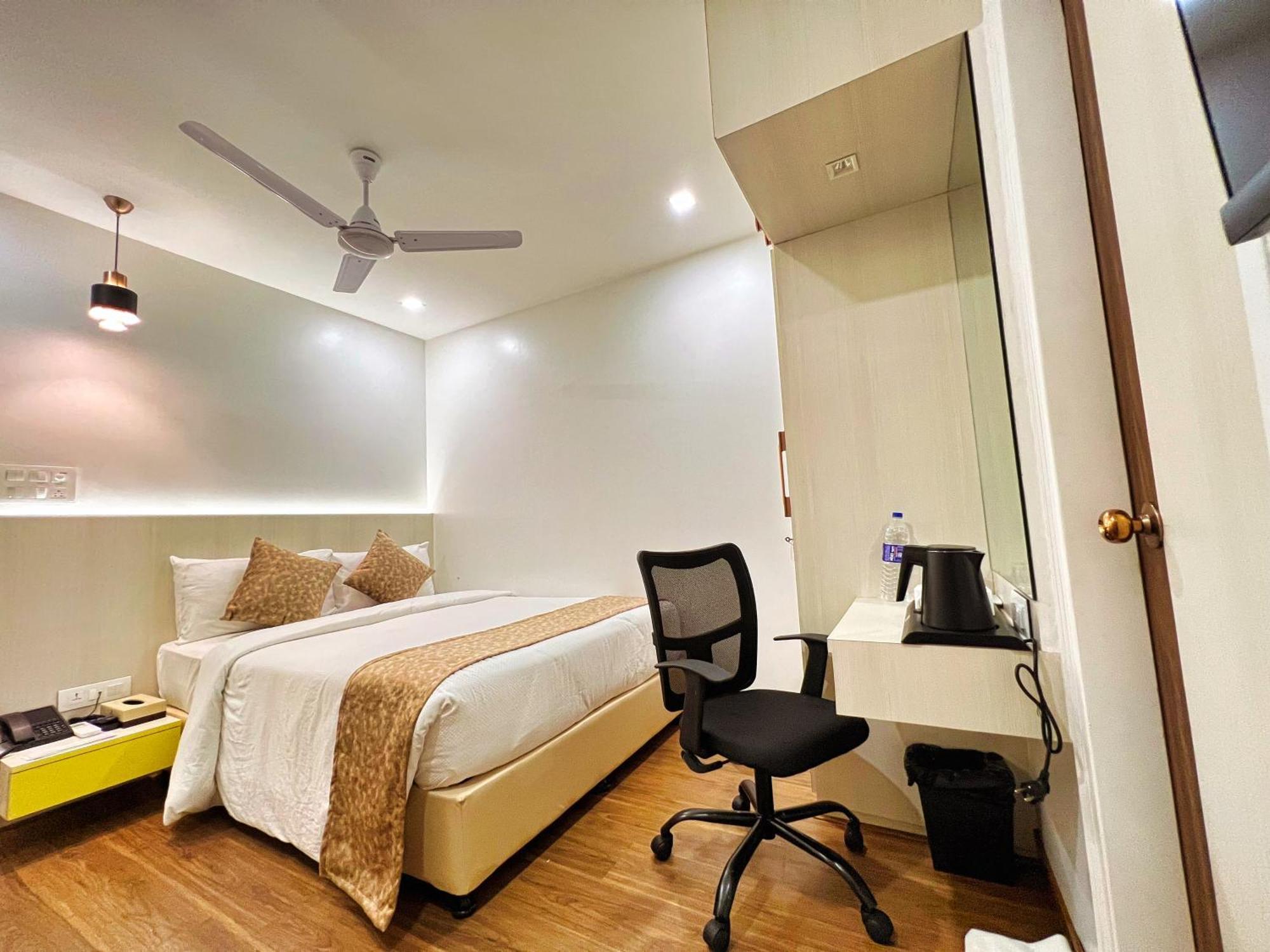White House By Maxxvalue Service Apartments Bandra Bombaj Exteriér fotografie